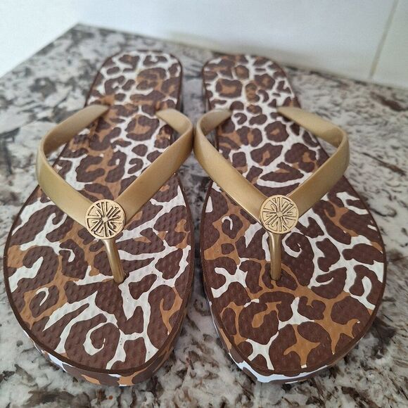 lilly Pulitzer pool animal print thong sandals size 9-10 - Picture 1 of 10